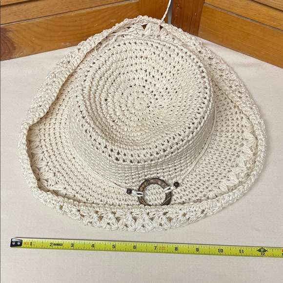 Cream Crochet Sun Hat - Picture 8 of 14